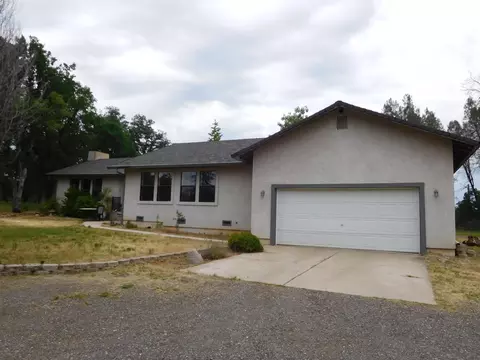 1375 Hope Ln, Redding, CA 96003 photo 1