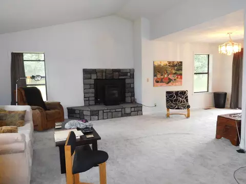 1375 Hope Ln, Redding, CA 96003 photo 12