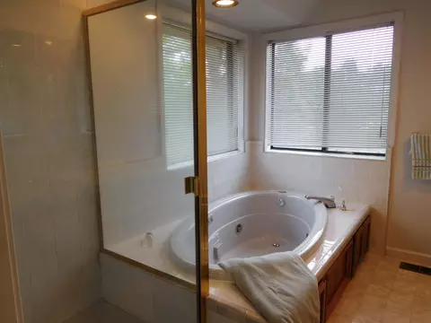 1375 Hope Ln, Redding, CA 96003 photo 5