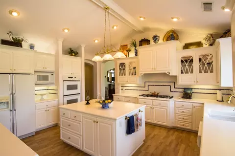 2394 Dream St, Redding, CA 96001 photo 25