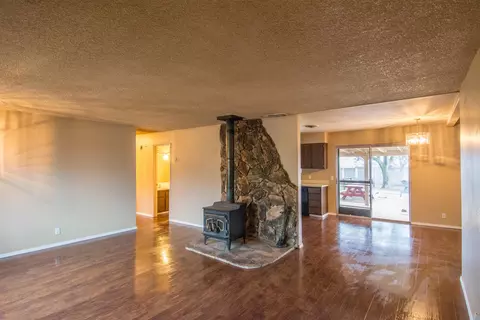 20355 Pickford Way, Redding, CA 96002 photo 6