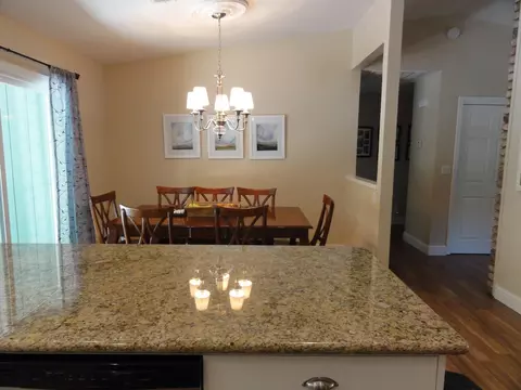 9010 Simmons Rd, Redding, CA 96001 photo 10