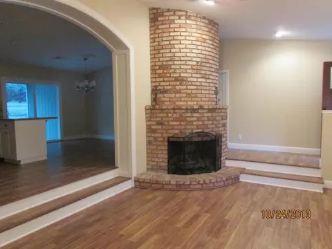 9010 Simmons Rd, Redding, CA 96001 photo 5