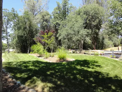 9010 Simmons Rd, Redding, CA 96001 photo 23