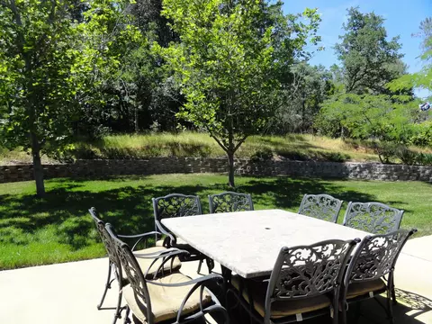 9010 Simmons Rd, Redding, CA 96001 photo 17