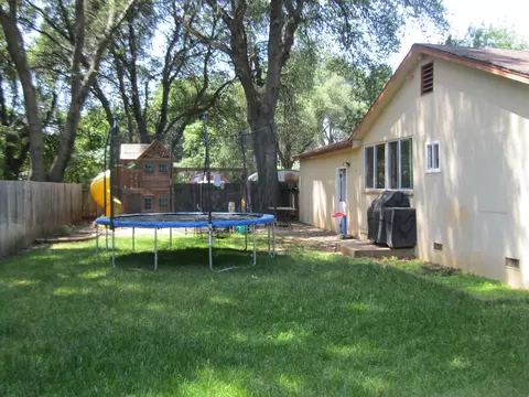 1145 Harpole Rd, Redding, CA 96002 photo 15