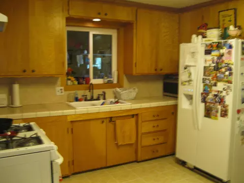 1145 Harpole Rd, Redding, CA 96002 photo 6