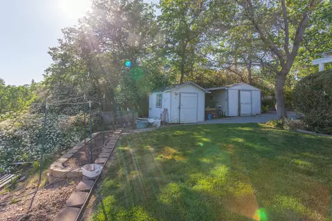 19287 Hollow Ln, Redding, CA 96003 photo 31