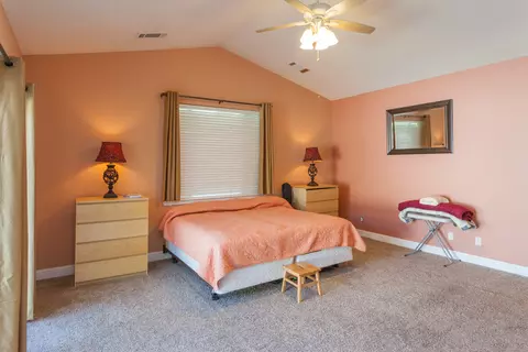 19287 Hollow Ln, Redding, CA 96003 photo 1
