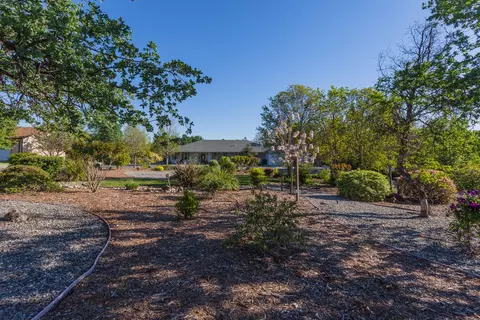 19287 Hollow Ln, Redding, CA 96003 photo 49