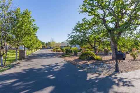 19287 Hollow Ln, Redding, CA 96003 photo 50