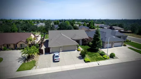 4171 Winter Green Ct, Redding, CA 96001 photo 3