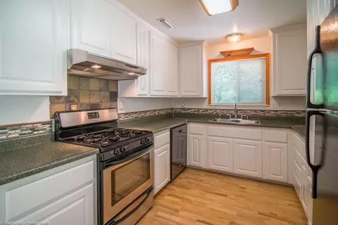 8501 Copper Dr, Redding, CA 96001 photo 11
