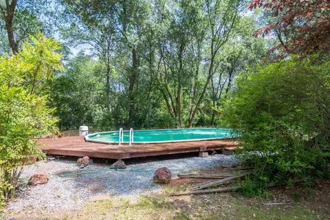 8501 Copper Dr, Redding, CA 96001 photo 4