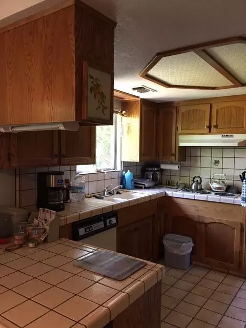 524 Teakwood Dr, Redding, CA 96003 photo 4