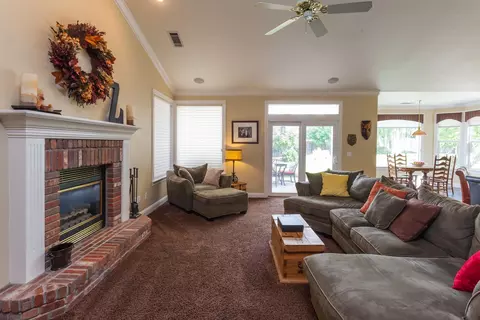 2120 Princeton Way, Redding, CA 96003 photo 9
