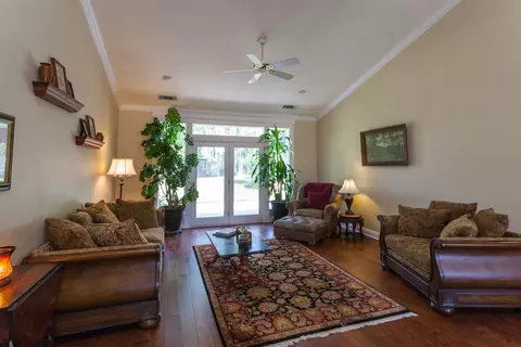 2120 Princeton Way, Redding, CA 96003 photo 4