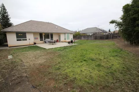 1058 Coggins St, Redding, CA 96003 photo 23