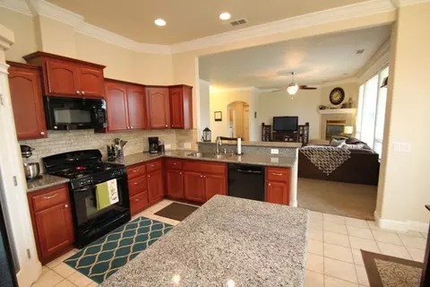 1058 Coggins St, Redding, CA 96003 photo 16