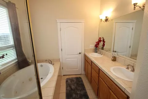 1058 Coggins St, Redding, CA 96003 photo 11