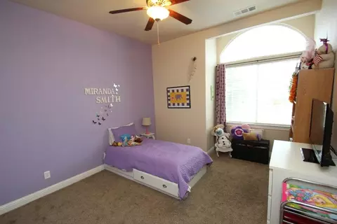 1058 Coggins St, Redding, CA 96003 photo 18