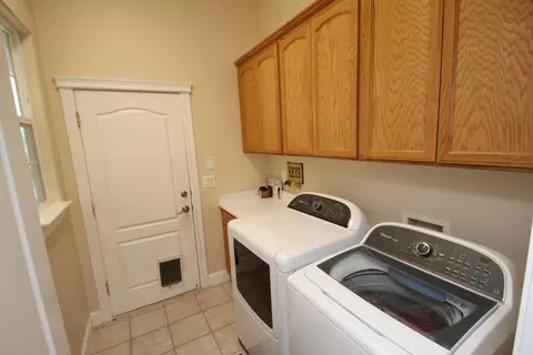 1058 Coggins St, Redding, CA 96003 photo 14