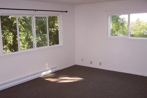 1555 Olive Ave, Redding, CA 96001 photo 1