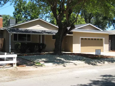 1116 Harpole Rd, Redding, CA 96002 photo 3