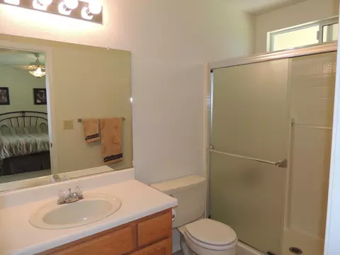 2910 Tropicana Ct, Redding, CA 96003 photo 13