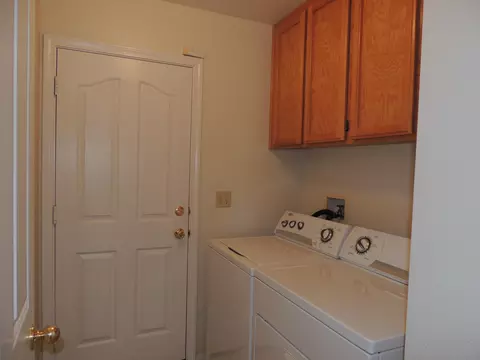 2910 Tropicana Ct, Redding, CA 96003 photo 14