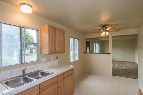 3120 Aster St, Anderson, CA 96007 photo 5