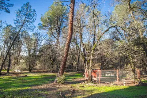 13250 Bear Mountain Rd, Redding, CA 96003 photo 11