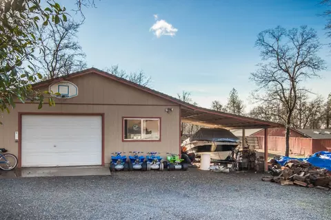 13250 Bear Mountain Rd, Redding, CA 96003 photo 2