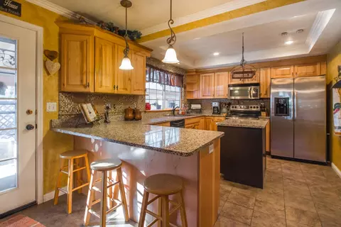 13250 Bear Mountain Rd, Redding, CA 96003 photo 5