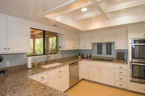 17570 Forest View Dr, Redding, CA 96003 photo 37