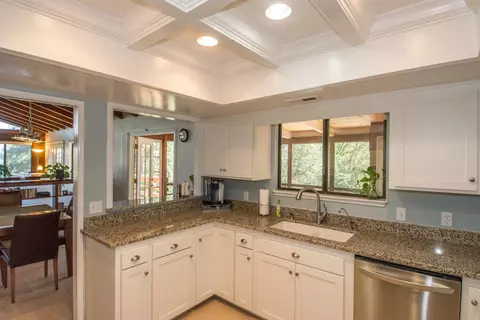 17570 Forest View Dr, Redding, CA 96003 photo 39