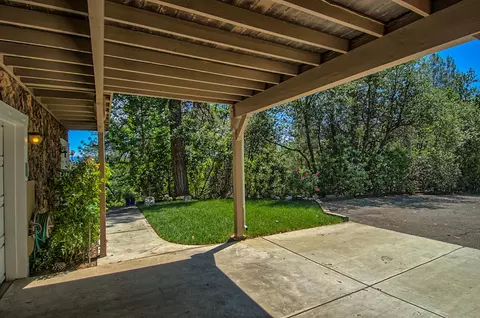 17570 Forest View Dr, Redding, CA 96003 photo 10