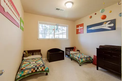2286 Venus Way, Redding, CA 96002 photo 10