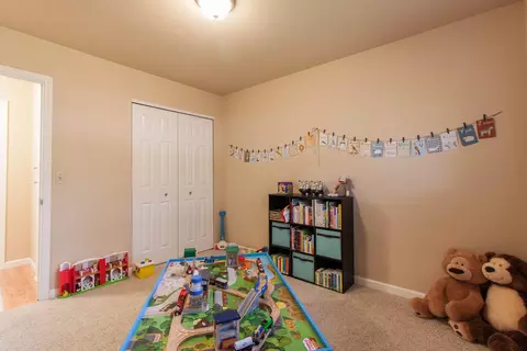 2286 Venus Way, Redding, CA 96002 photo 9