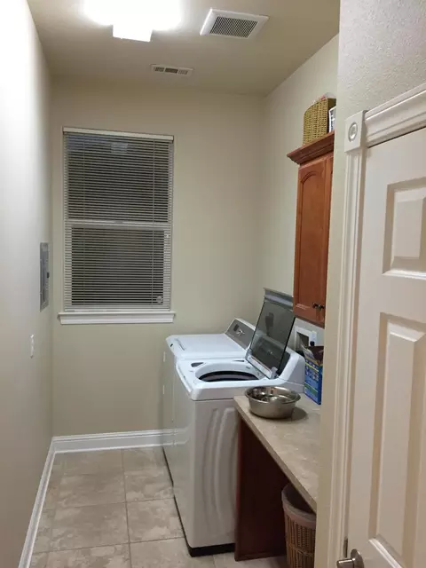 3645 Wimbledon Dr, Redding, CA 96002 photo 10