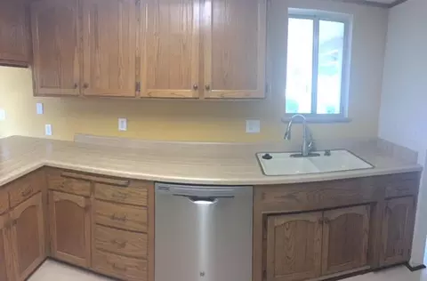 463 Rosewood Dr, Redding, CA 96003 photo 6