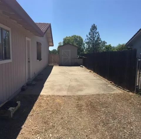 463 Rosewood Dr, Redding, CA 96003 photo 22