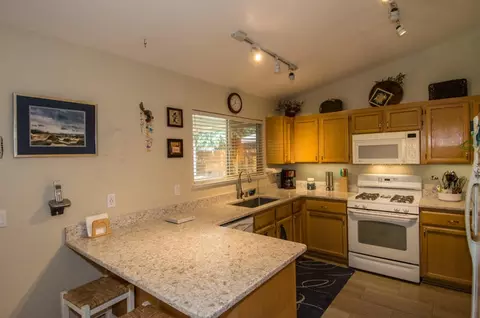 3344 Bridger, Redding, CA 96002 photo 10