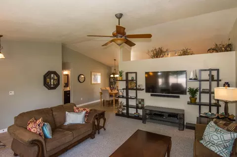 3344 Bridger, Redding, CA 96002 photo 6
