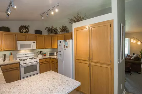 3344 Bridger, Redding, CA 96002 photo 11