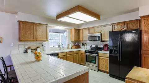 3307 Oak Haven Ct, Redding, CA 96002 photo 8