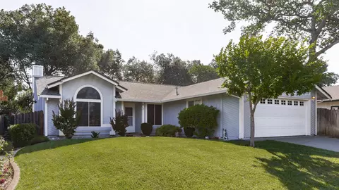 3307 Oak Haven Ct, Redding, CA 96002 photo 1