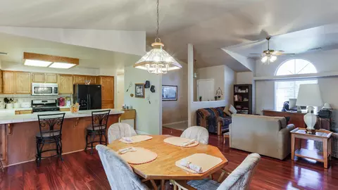 3307 Oak Haven Ct, Redding, CA 96002 photo 7