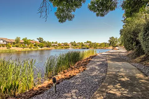 253 Harvest Walk, Redding, CA 96003 photo 35