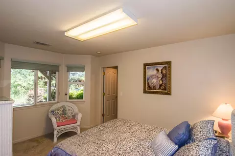 253 Harvest Walk, Redding, CA 96003 photo 23
